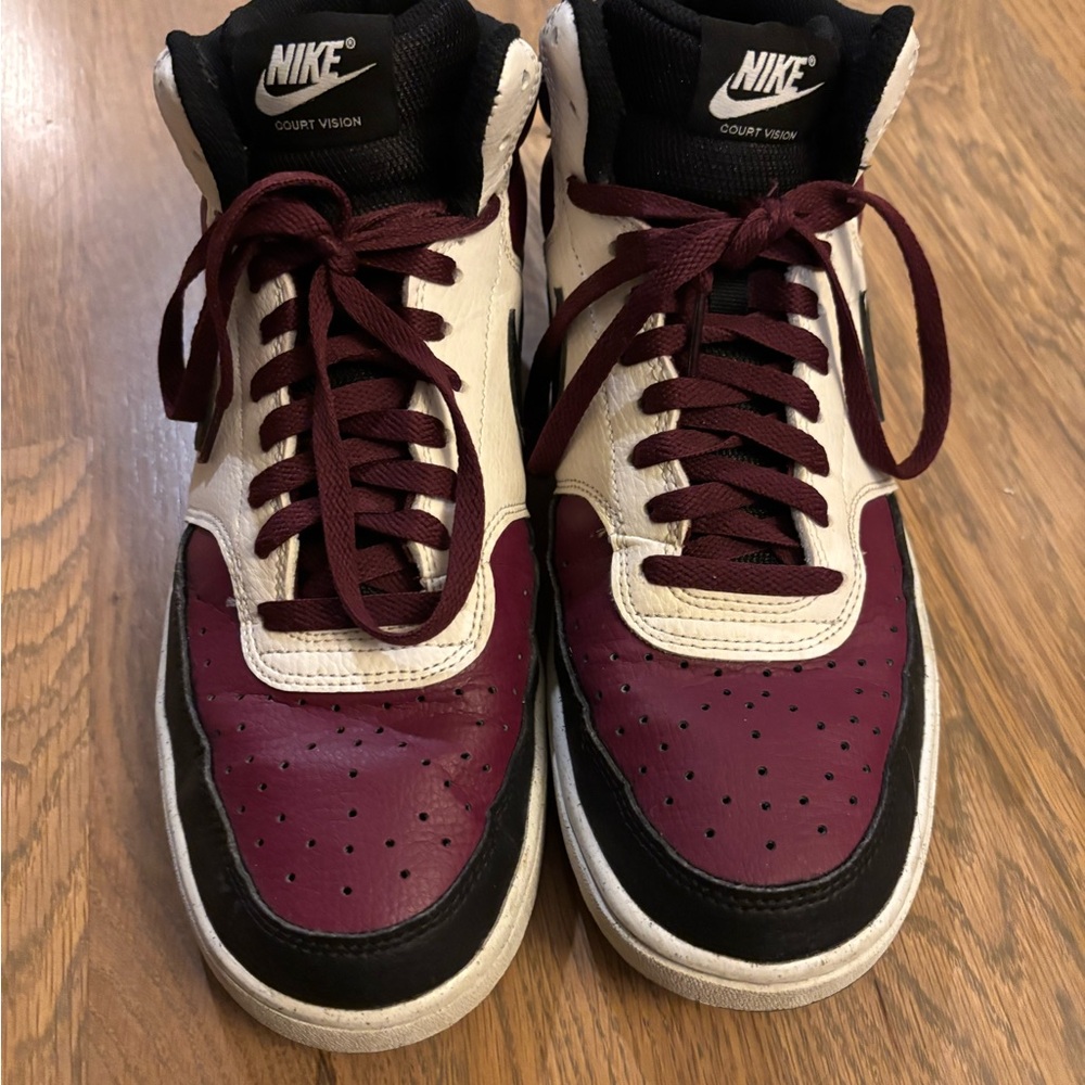 Nike Men's Sneakers - Burgundy, Black, and White size 10
